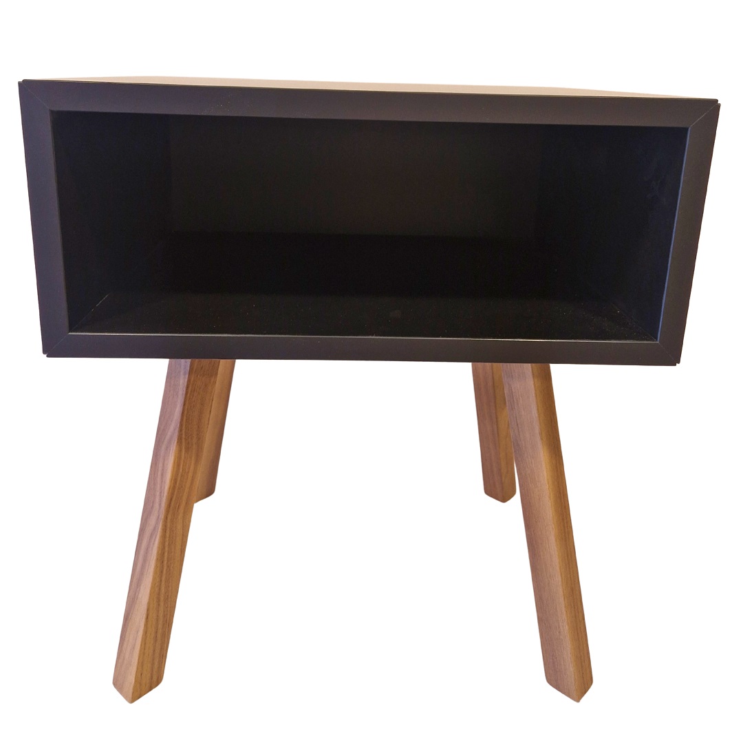 Comodino NERO – gambe in Noce Canaletto – senza cassetto - Image 2